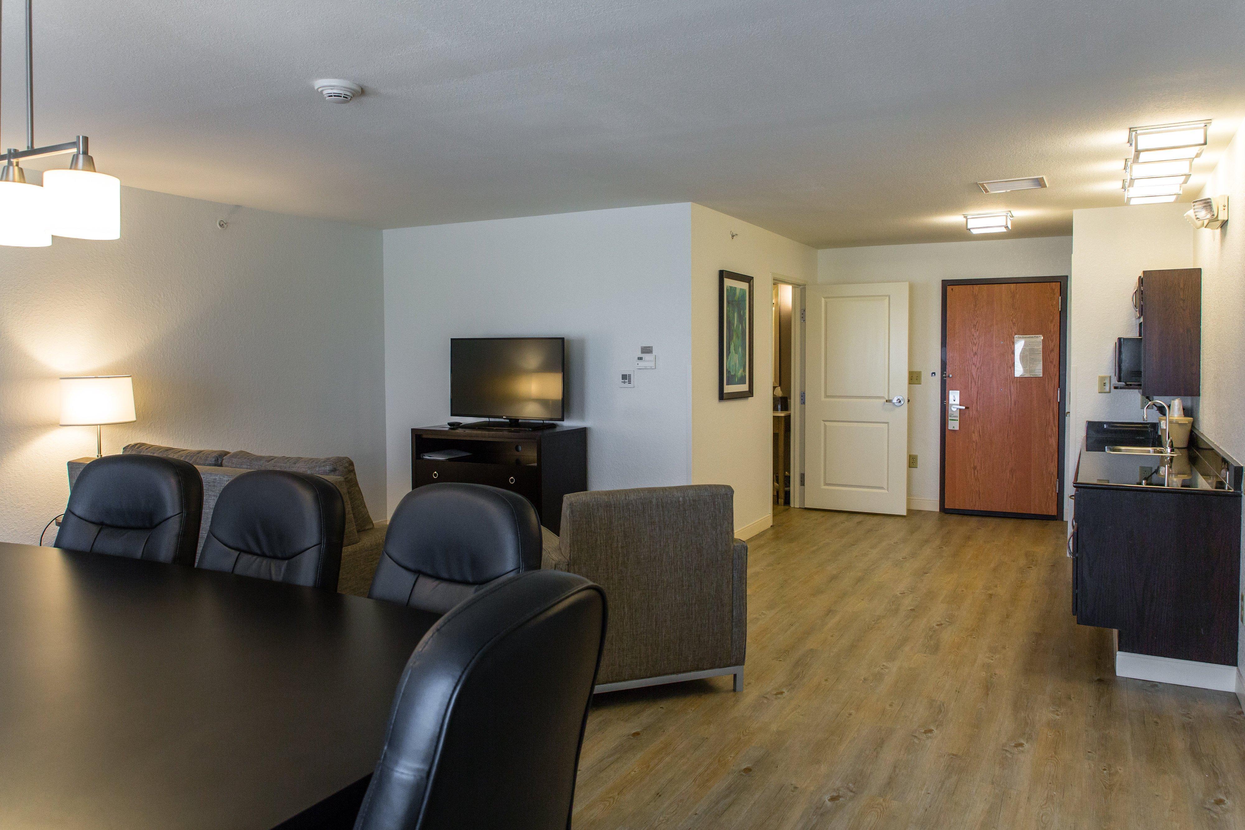 Holiday Inn Hotel & Suites Bloomington Airport By Ihg Eksteriør billede