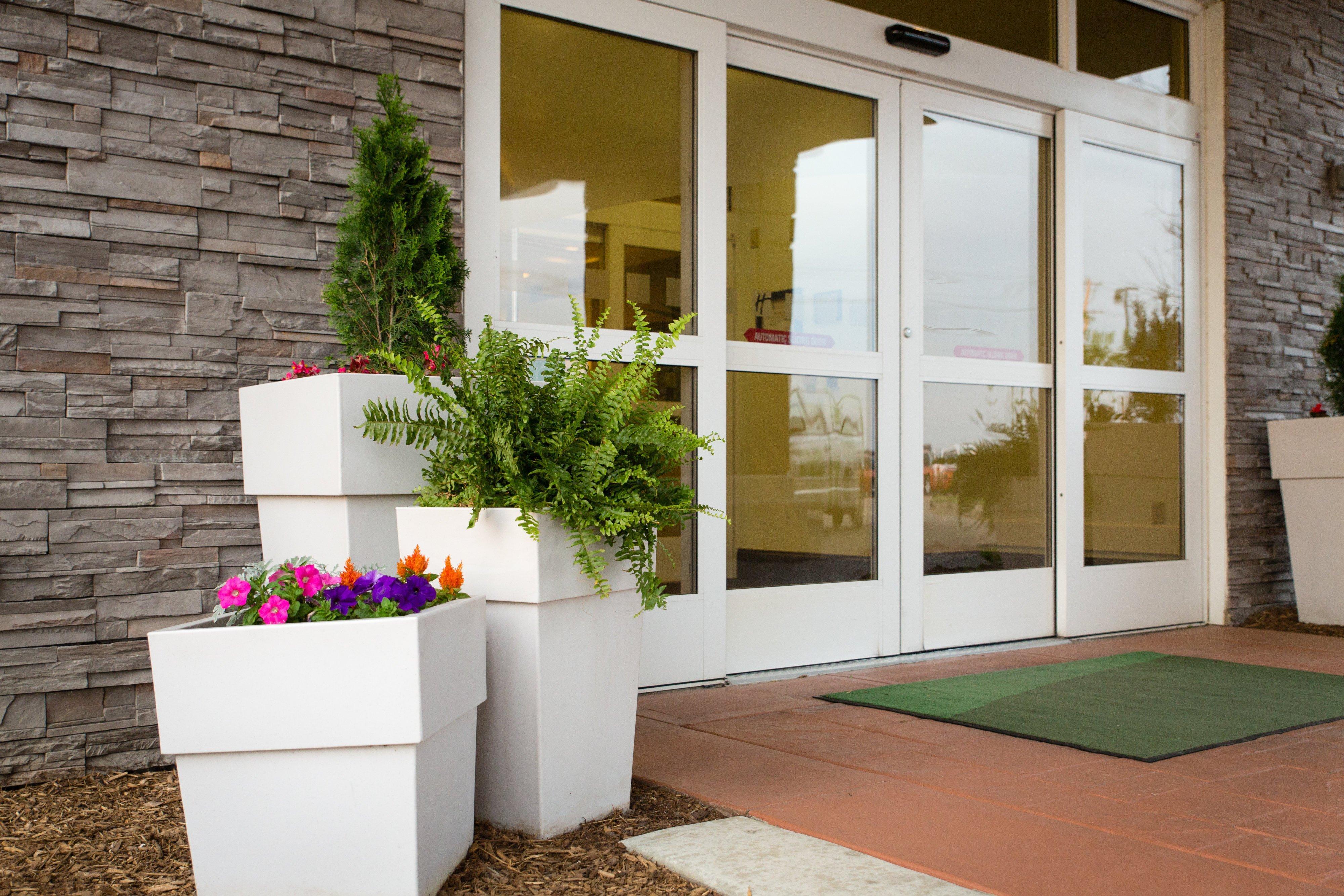 Holiday Inn Hotel & Suites Bloomington Airport By Ihg Eksteriør billede
