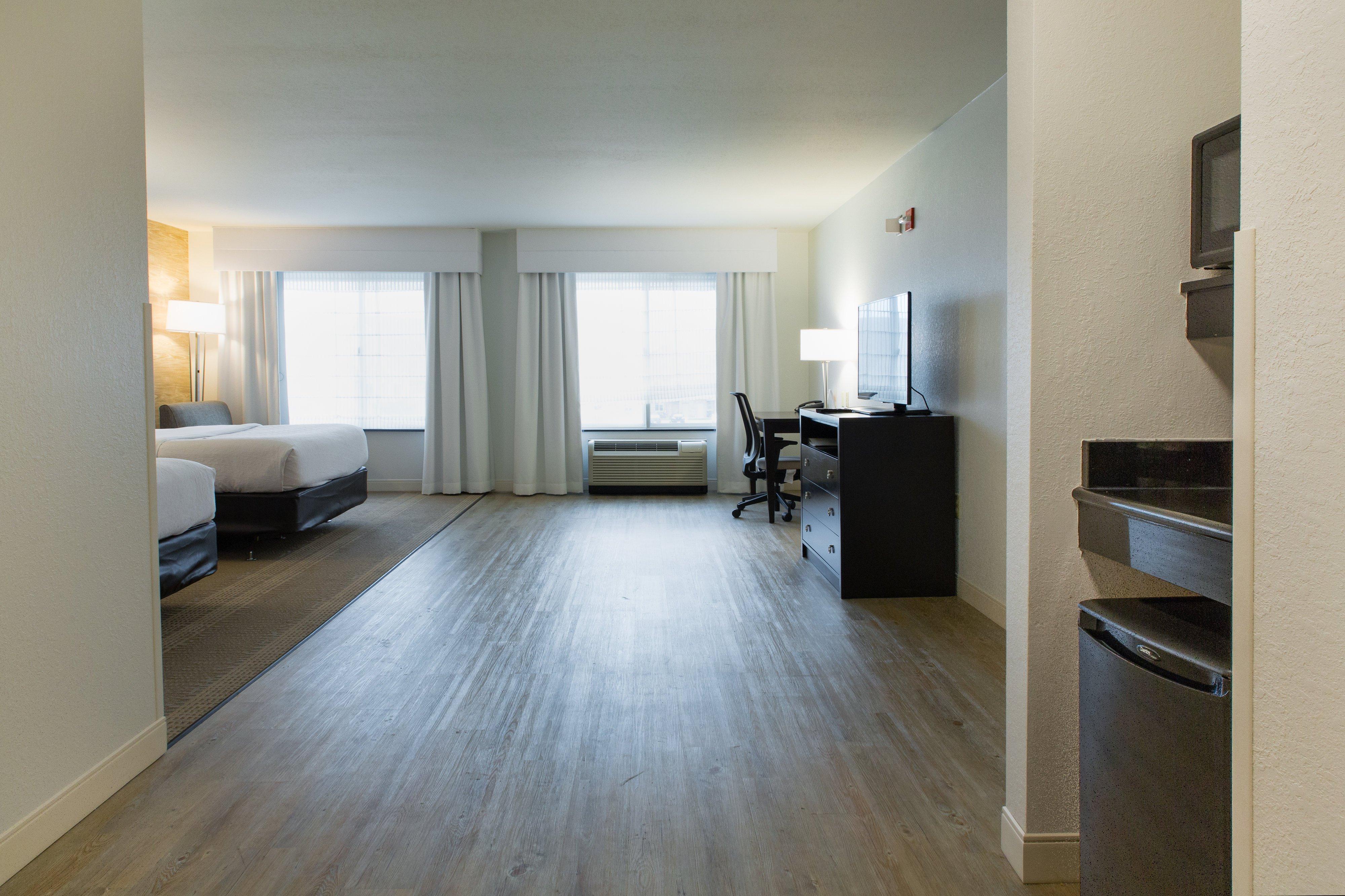 Holiday Inn Hotel & Suites Bloomington Airport By Ihg Eksteriør billede