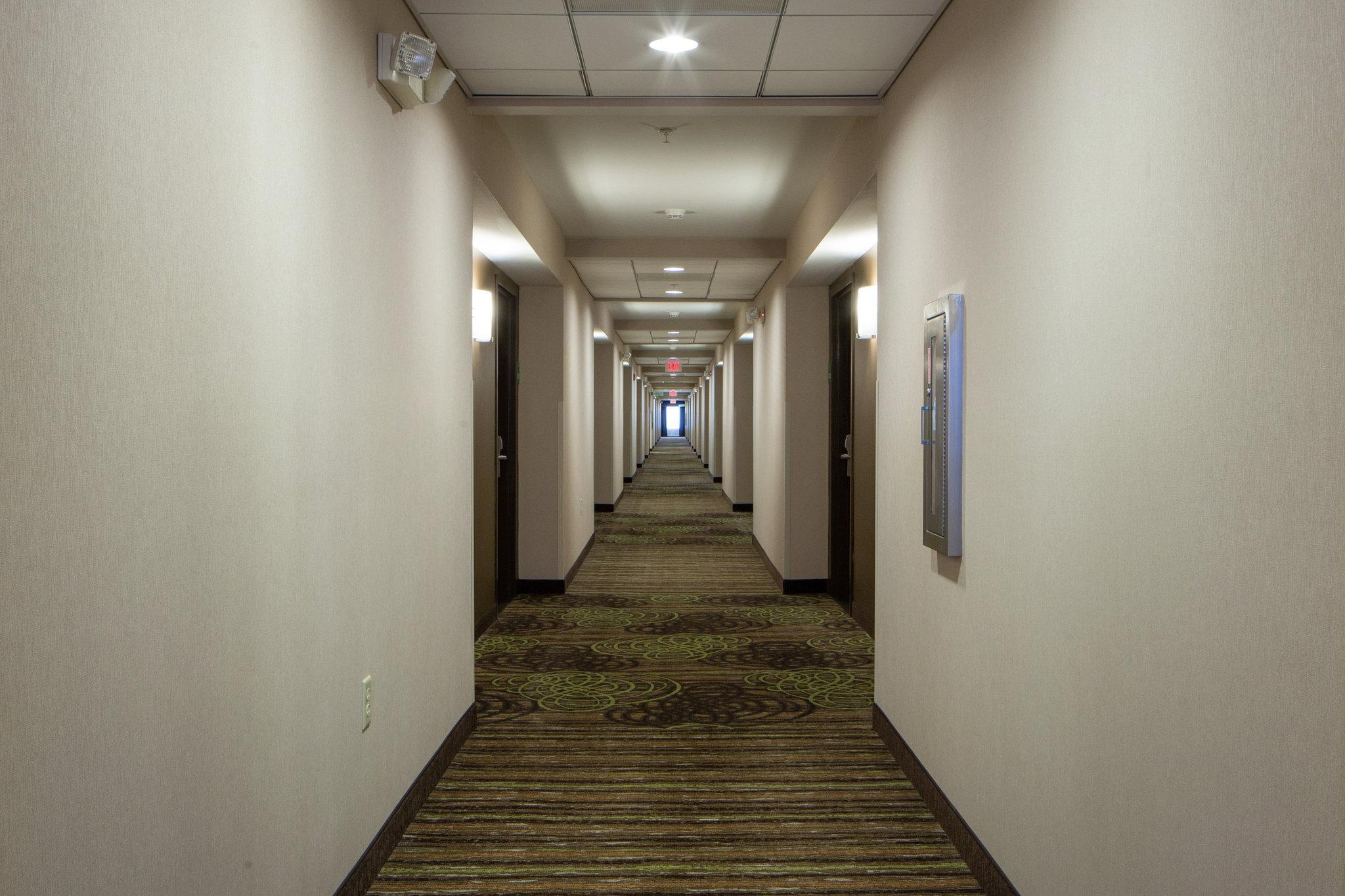 Holiday Inn Hotel & Suites Bloomington Airport By Ihg Eksteriør billede