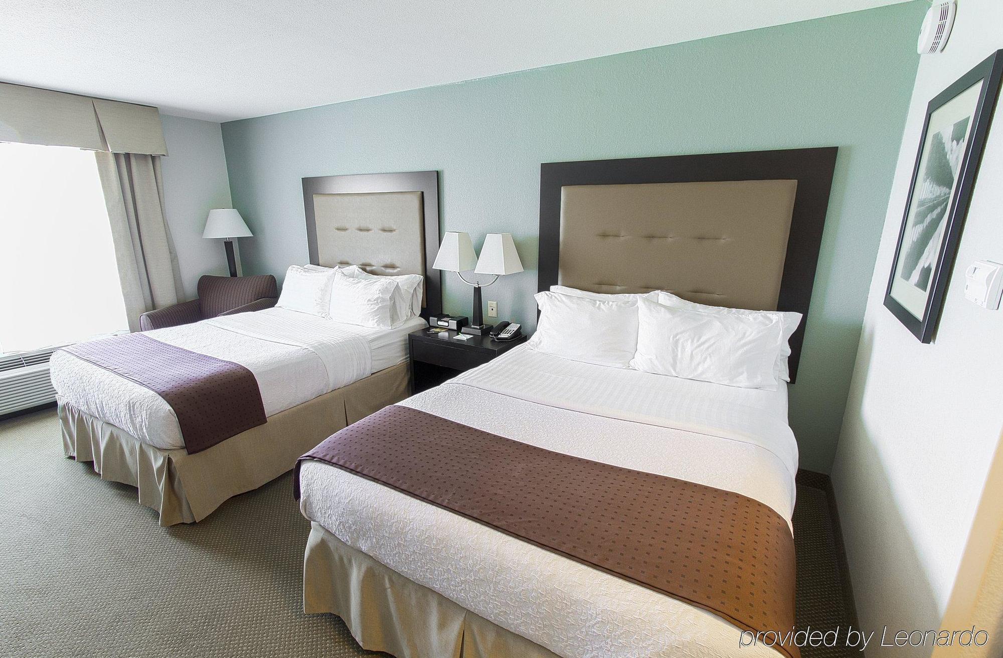 Holiday Inn Hotel & Suites Bloomington Airport By Ihg Eksteriør billede