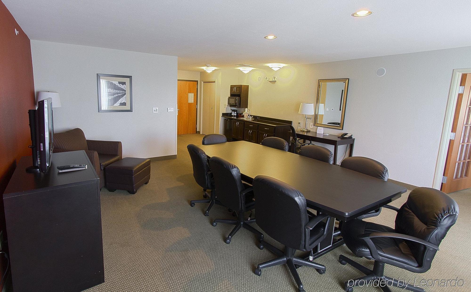 Holiday Inn Hotel & Suites Bloomington Airport By Ihg Eksteriør billede